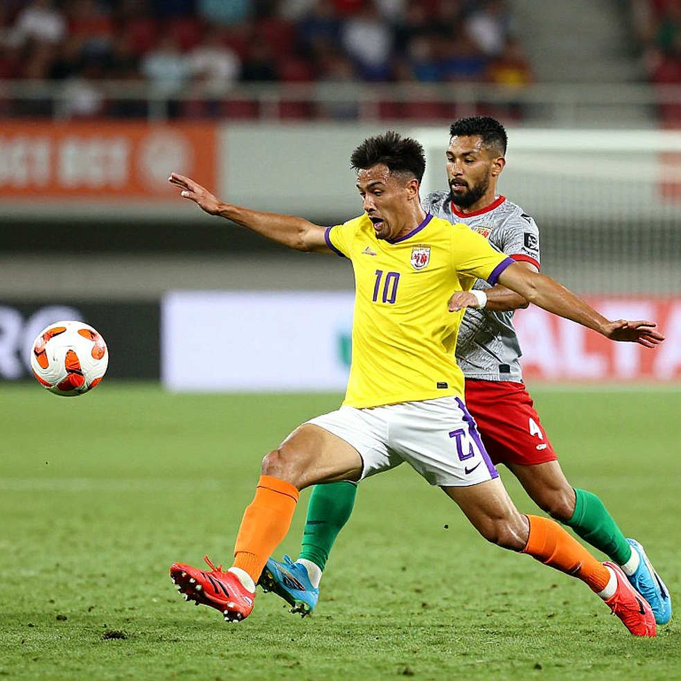 900 phút không nghỉ của Luis Romo: cột trụ của Chivas và vết nứt chưa được đo