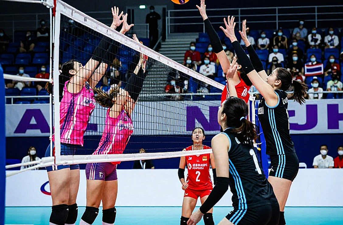 Khủng hoảng đội tuyển bóng chuyền nữ Việt Nam trước Asiad 20: Thiếu vắng Uyên và Như Quỳnh, chỉ còn 3 ngoài đánh Khủng hoảng đội tuyển bóng chuyền nữ Việt Nam trước Asiad 20: Thiếu vắng Uyên và Như Quỳnh, chỉ còn 3 ngoài đánh