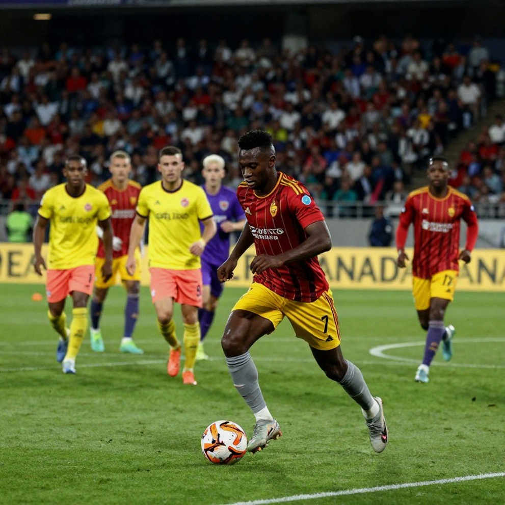Sterling bị hai CLB Ligue 1 từ chối: Hồ sơ dữ liệu của một cựu ngôi sao đang mất giá