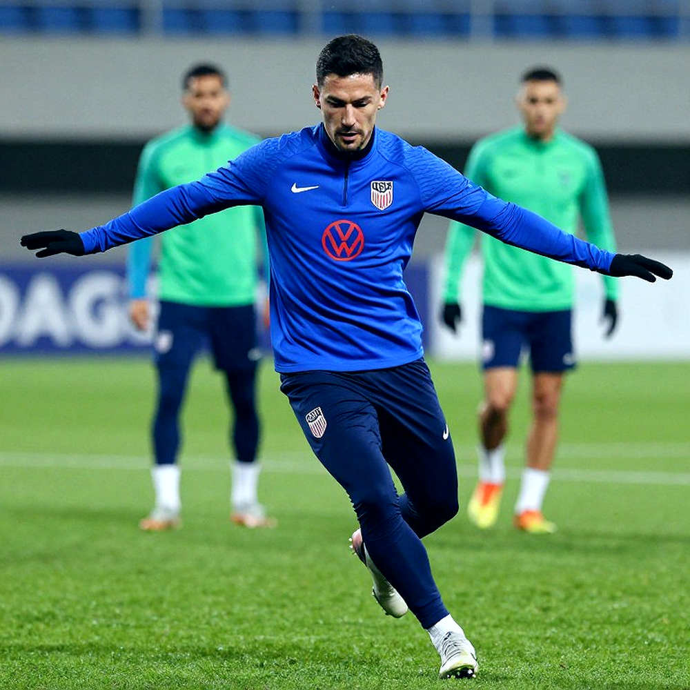 Thẻ đỏ ở giây thứ 55: Santos phá kỷ lục, còn Pumas đang bào mòn chính đôi chân mình