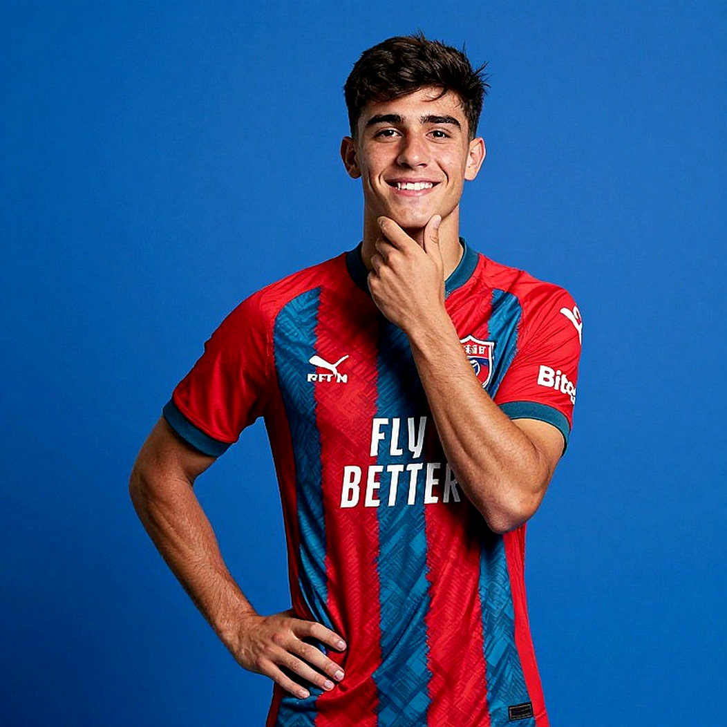 Rodri, the Gym and Two Schools: Flick Builds Fitness, Guardiola Builds Match Rhythm Rodri, the Gym and Two Schools: Flick Builds Fitness, Guardiola Builds Match Rhythm
