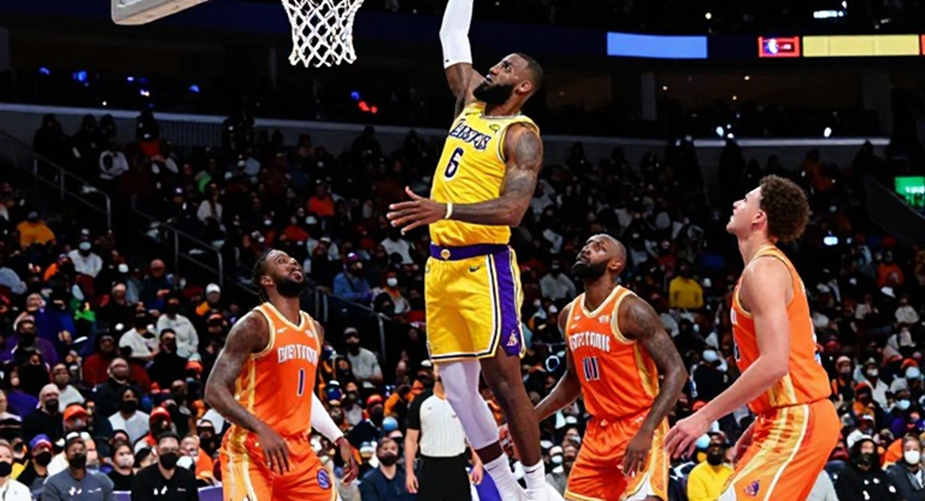 Pha úp rổ của Giannis Antetokounmpo tại Miami: tín hiệu thật không nằm ở cú dunk