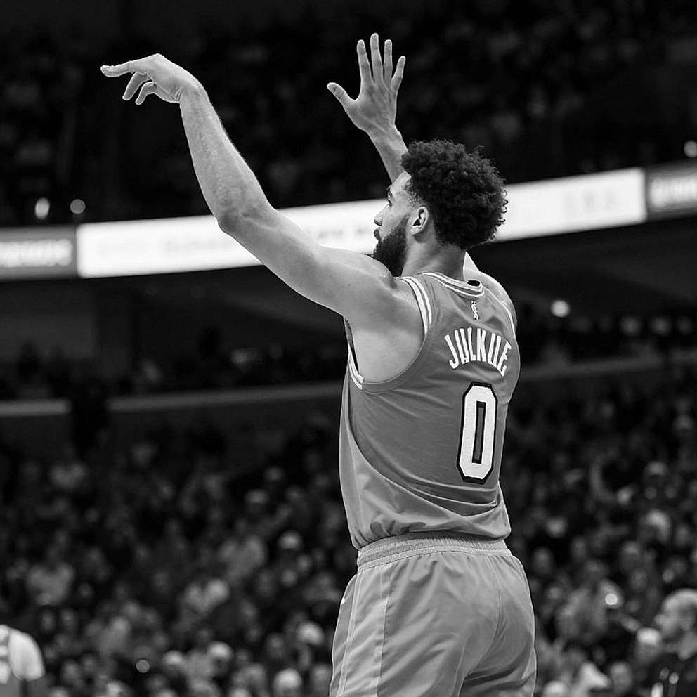 Bryant chỉ ra vũ khí thật của Fenerbahçe: băng ghế huấn luyện, không phải đội hình Bryant chỉ ra vũ khí thật của Fenerbahçe: băng ghế huấn luyện, không phải đội hình