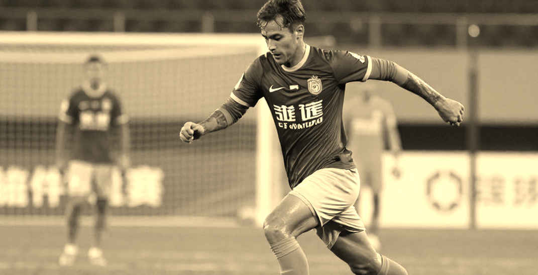 Atlas, Crespo and the First 45 Minutes Torn Open by Injury