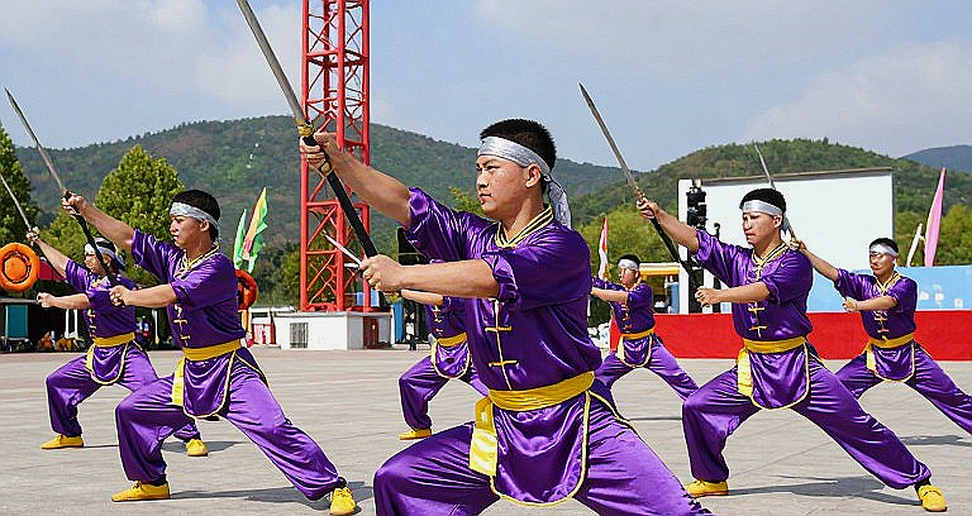Bất bại 16-0 vẫn bị UFC loại: Khi tỷ lệ kết thúc trận đấu trở thành tiền tệ