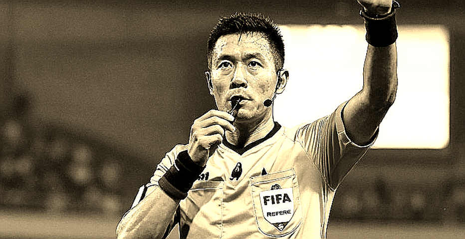 Adi Satryo and Arema FC's Man-Marking Plan: When a Goalkeeper Has to Speak for the Whole Back Line Adi Satryo and Arema FC's Man-Marking Plan: When a Goalkeeper Has to Speak for the Whole Back Line