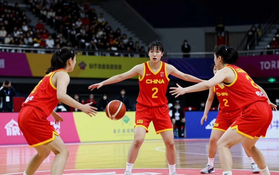 Thái Lan, tiếng gầm SUGBK và lời tuyên bố của Anthony Hudson: bài kiểm tra cho biến số khán đài